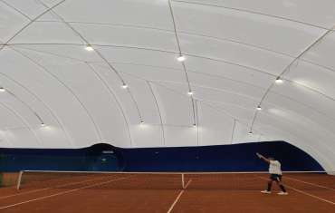 35 x 35 m-es, szimpla héjú légtartásos teniszpálya - 1.